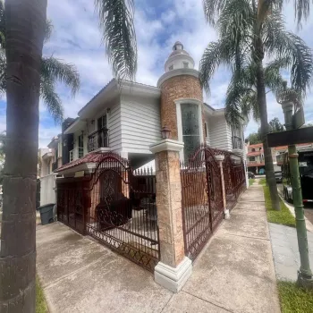 Casa En Venta,Colinas del Rey,Paseo Rey Constantino 120, Zapopan, Jalisco 45130, 4 Habitaciones,3 Baños,Paseo Rey Constantino,1,pm9ruUy