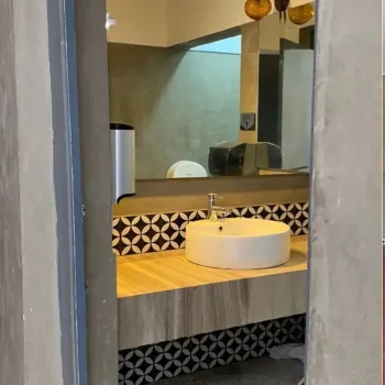 Local En Renta,Providencia Sección,Avenida Pablo Neruda 2732, Guadalajara, Jalisco 44630,Avenida Pablo Neruda,1,pv5WFV7