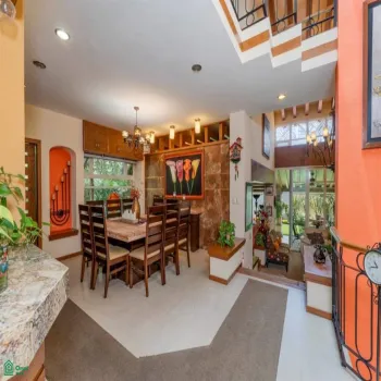 Casa En Venta,Bugambilias,avenida azaleas 528, Zapopan, Jalisco 45238, 3 Habitaciones,4 Baños,avenida azaleas,3,MX25974999