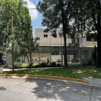 Casa En Venta,Chapalita Oriente,Santa Rita 1095, Zapopan, Jalisco 45040, 4 Habitaciones,3 Baños,Santa Rita,1,pAnjAdL