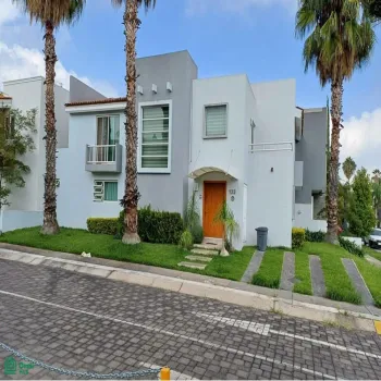 Casa En Venta,Fraccionamiento Jardín Real,Castillo 725, Zapopan, Jalisco 45136, 3 Habitaciones,5 Baños,Castillo,2,MX25977552