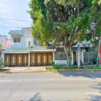 Casa En Venta,Jardines del Country,Avenida Circunvalación División del Norte 1665, Guadalajara, Jalisco 44210, 5 Habitaciones,5 Baños,Avenida Circunvalación División del Norte,1,pre917W