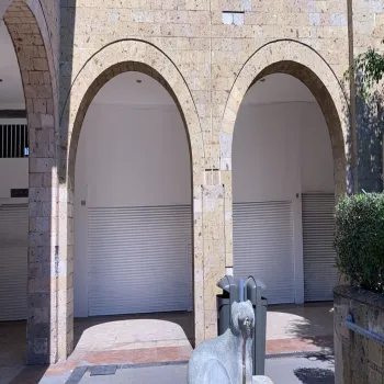 Local En Renta,Zona Centro,Paseo Degollado 90, Guadalajara, Jalisco 44100,1 Baño,Paseo Degollado,1,pBQUvoA