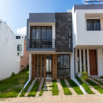 Casa En Venta,Capital Norte,Avenida F 5250 179, Zapopan, Jalisco 45134, 3 Habitaciones,4 Baños,Avenida F,3,ptfA1iJ