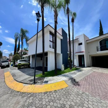 Casa En Venta,Virreyes ,Avenida Naciones Unidas S/N 5863, Zapopan, Jalisco 45110, 3 Habitaciones,4 Baños,Avenida Naciones Unidas,2,pme8OKn
