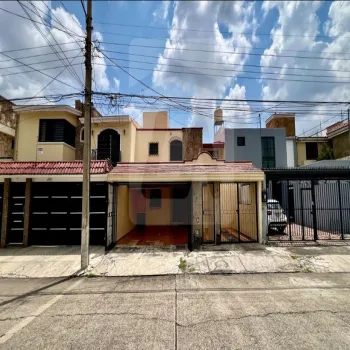 Casa En Venta,Residencial Victoria,Mármol 2989, Zapopan, Jalisco 45089, 5 Habitaciones,3 Baños,Mármol,2,pJUyhYc