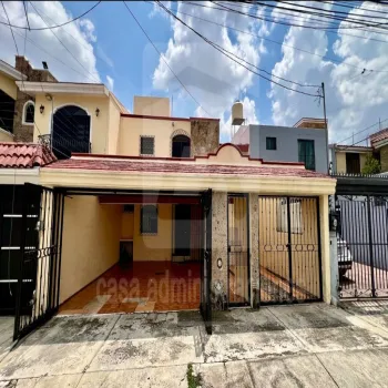 Casa En Venta,Residencial Victoria,Mármol 2989, Zapopan, Jalisco 45089, 5 Habitaciones,3 Baños,Mármol,2,pJUyhYc