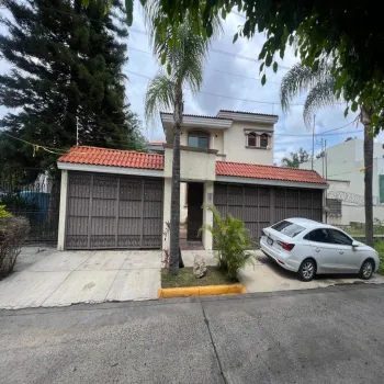Casa En Venta,Chapalita,Los Jardines S/N, Guadalajara, Jalisco 44500, 3 Habitaciones,3 Baños,Los Jardines,1,pnbt90g
