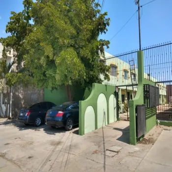 Casa En Venta,Ermita,5 de Febrero 387, Guasave, Sinaloa 81000, 16 Habitaciones,8 Baños,5 de Febrero,2,pnr5WLU