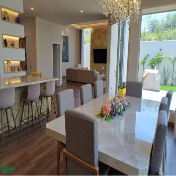 Casa En Venta,Fraccionamiento El Alcázar (Casa Fuerte),Baluarte 93, Tlajomulco de Zuniga, Jalisco 45645, 4 Habitaciones,3 Baños,Baluarte,2,MX25995537