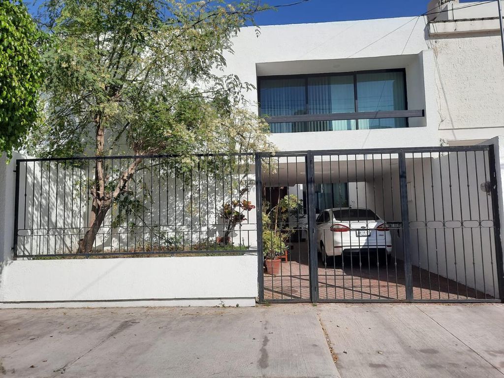 Jardines de Guadalupe Estudiantes 4 Habitaciones