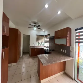 Casa En Venta,El Bajío, San Juan de Ocotán.,Camino Arenero 1051, Zapopan, Jalisco 45019, 3 Habitaciones,4 Baños,Camino Arenero,2,pqV4x15