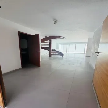 Casa En Venta,Victoria,Calle Esturión 2770, Zapopan, Jalisco 45089, 3 Habitaciones,3 Baños,Calle Esturión,1,phLxR36
