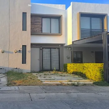 Casa En Venta,Altaterra II ,Av. Sendero De Los Robles 4218, Zapopan, Jalisco 45134, 2 Habitaciones,2 Baños,Av. Sendero De Los Robles,1,pv8drgx