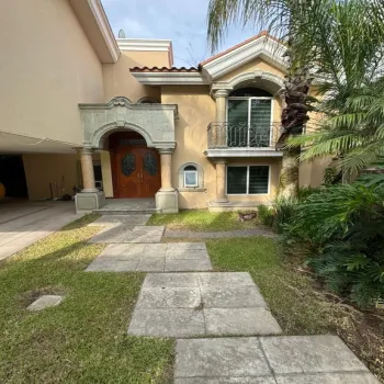 Casa En Venta,Bugambilias,Remanso de las nochebuenas S/N, Zapopan, Jalisco 45237, 4 Habitaciones,5 Baños,Remanso de las nochebuenas,1,pSLyxRd