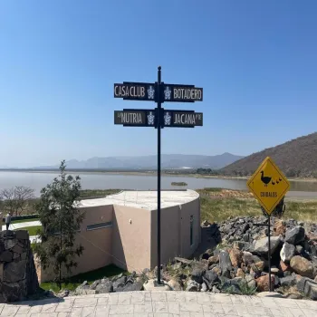 Terreno En Venta,Turtle Lake,Avenida Vicente Ruiz S/N, Villa Corona, Jalisco 45730,Avenida Vicente Ruiz ,p8sV0X5