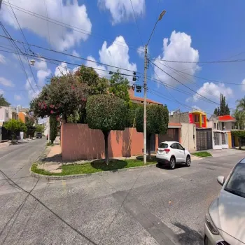Casa En Venta,Lomas del Country,Calle Jaime Nunó 1693, Guadalajara, Jalisco 44610, 5 Habitaciones,3 Baños,Calle Jaime Nunó,2,pghyl1L