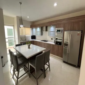Casa En Venta,Fracc Ciudad Bugambilia,Avenida Lorenzo Barcelata 430 00, Zapopan, Jalisco 45237, 3 Habitaciones,3 Baños,Avenida Lorenzo Barcelata,2,pxwWmMq
