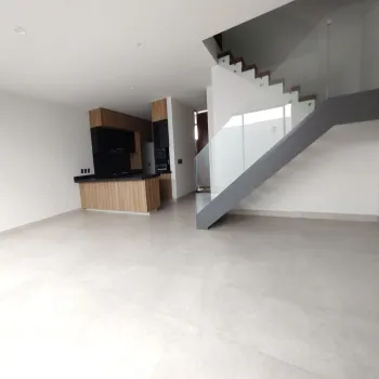 Casa En Venta,Santillana,Avenida Paseo de La Luna coto 2 C21, Zapopan, Jalisco 45019, 5 Habitaciones,5 Baños,Avenida Paseo de La Luna,3,pC4X1SN
