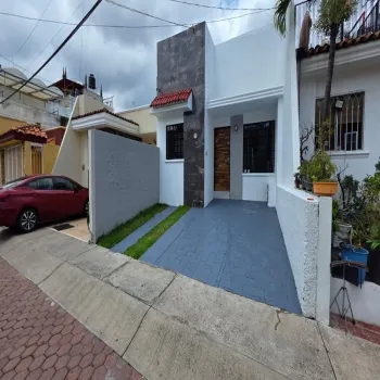 Casa En Venta,La Palmita,Avenida Obreros de Cananea 1556, Zapopan, Jalisco 45180, 4 Habitaciones,3 Baños,Avenida Obreros de Cananea,2,p3Fyfpc