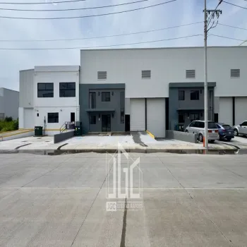 Industrial En Venta,Santa Cruz de las Flores,Privada Rosa Morada Industrial Santa Cruz 4, Tlajomulco de Zúñiga, Jalisco 47720,1 Baño,Privada Rosa Morada Industrial Santa Cruz,2,pzdliUP