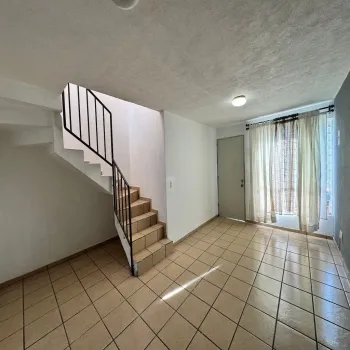 Casa En Venta,Parques del Centinela,Avenida Industria Textil 2030 5, Zapopan, Jalisco 45180, 3 Habitaciones,2 Baños,Avenida Industria Textil,1,pKEZ112