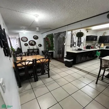 Casa En Venta,San Andrés,Av Chamizal 255, Guadalajara, Jalisco 44810, 3 Habitaciones,2 Baños,Av Chamizal,MX251019757