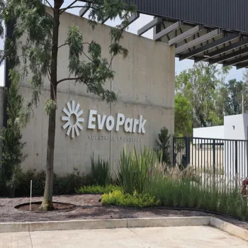 Industrial En Venta,El Zapote del Valle,Camino Viejo a Los Laureles 195 07, Tlajomulco de Zúñiga, Jalisco 45672,Camino Viejo a Los Laureles,2,ppa7ohc