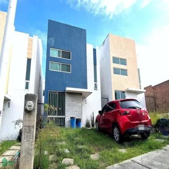 Casa En Venta,Fraccionamiento Banus,Av. Real Banus 1000, Tlajomulco de Zuniga, Jalisco 45640, 3 Habitaciones,1 Baño,Av. Real Banus,2,MX251023116