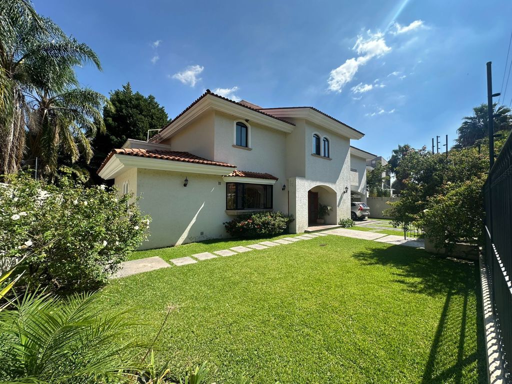 El Palomar Paseo de los Cedros 4 Habitaciones
