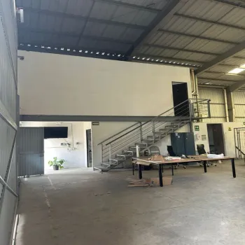 Bodega En Renta,Avenida La Llave S/N, San Pedro Tlaquepaque, Jalisco 45618,1 Baño,Avenida La Llave,1,p2pQ9K7