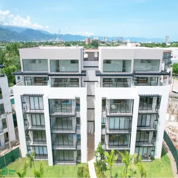 Departamento En Venta,La Floresta,Av México 1200, Puerto Vallarta, Jalisco 48290, 1 Cuarto,1 Baño,Av México,MX251026724