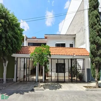 Casa En Venta,Echeverría,Crisoforo Canseco 798, Guadalajara, Jalisco 44970, 7 Habitaciones,3 Baños,Crisoforo Canseco,MX251028121