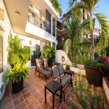 Edificio En Venta,5 de Diciembre,Argentina 290, Puerto Vallarta, Jalisco 48350, 6 Habitaciones,8 Baños,Argentina,3,MX25661373