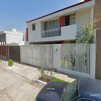 Casa En Venta,Mansiones del Real ,Av. Niños Heroes 1437, Zapotlán el Grande, Jalisco 49032, 5 Habitaciones,5 Baños,Av. Niños Heroes ,1,pME2eVO