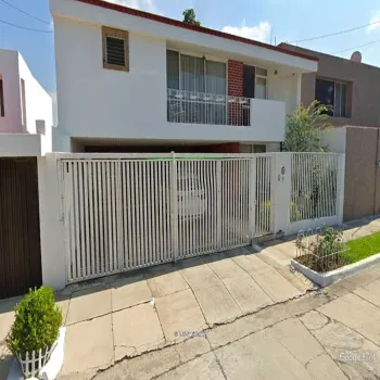 Casa En Venta,Mansiones del Real ,Av. Niños Heroes 1437, Zapotlán el Grande, Jalisco 49032, 5 Habitaciones,5 Baños,Av. Niños Heroes ,1,pME2eVO