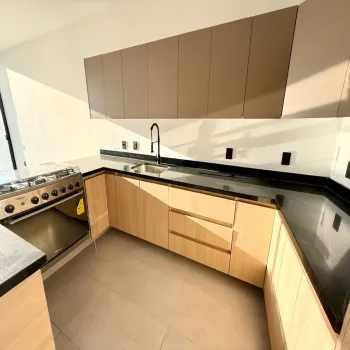 Casa En Venta,Maderias II,Avenida Madeiras 294, Zapopan, Jalisco 45134, 3 Habitaciones,3 Baños,Avenida Madeiras,3,pbHvBCN