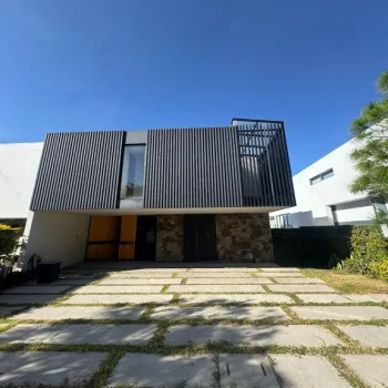 Casa En Venta,Avenida Juan Palomar y Arias 1300, Zapopan, Jalisco 45110, 4 Habitaciones,5 Baños,Avenida Juan Palomar y Arias,1,ph6YAA4