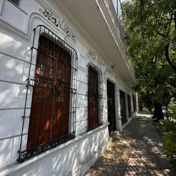 Casa En Venta,Zona Centro,Avenida Miguel Hidalgo y Costilla 1196, Guadalajara, Jalisco 44100, 4 Habitaciones,1 Baño,Avenida Miguel Hidalgo y Costilla,1,pniwa0g