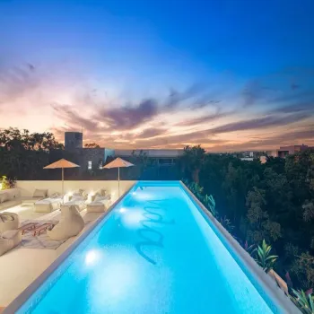 Casa En Venta,Aldea Zama,Calle Primera Kinich Na s/n, Tulum, Quintana Roo 77760, 6 Habitaciones,6 Baños,Calle Primera Kinich Na,3,pTMCAE9