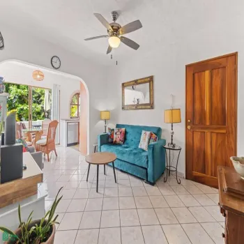 Departamento En Venta,Emiliano Zapata,Pino Suarez 580 Int.8, Puerto Vallarta, Jalisco 48380, 2 Habitaciones,2 Baños,Pino Suarez,MX251037961