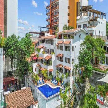 Departamento En Venta,Emiliano Zapata,Pino Suarez 580 Int.8, Puerto Vallarta, Jalisco 48380, 2 Habitaciones,2 Baños,Pino Suarez,MX251037961
