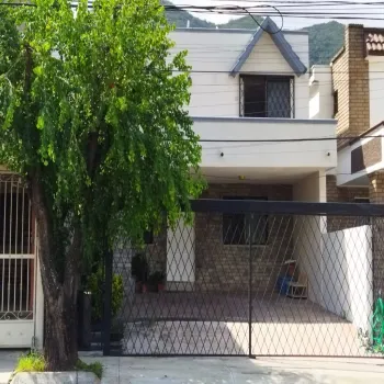 Casa En Venta,Torres de Satélite,Paseo de la Reforma 6515, Monterrey, Nuevo León 64950, 3 Habitaciones,3 Baños,Paseo de la Reforma,2,pjFuOBD