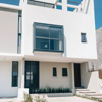 Casa En Venta,Paraje,Avenida Vuelo de las Grullas 200, Tlajomulco de Zúñiga, Jalisco 45645, 4 Habitaciones,5 Baños,Avenida Vuelo de las Grullas,1,pELaqLD