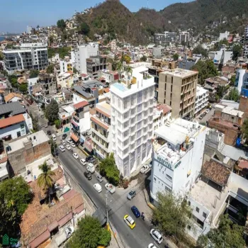 Departamento En Venta,Emiliano Zapata,41.EDNIA in the Romantic Zone E5, Puerto Vallarta, Jalisco 48380, 2 Habitaciones,2 Baños,41.EDNIA in the Romantic Zone,3,MX251037504