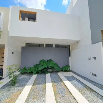 Casa En Venta,Los Gavilanes,Calle Logroño 793, Tlajomulco de Zúñiga, Jalisco 45645, 3 Habitaciones,3 Baños,Calle Logroño,1,p7uFiaF