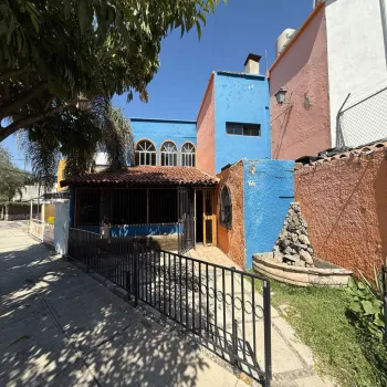 Casa En Venta,Ladron De Guevara,Isabel Prieto 766, Guadalajara, Jalisco 44600, 3 Habitaciones,2 Baños,Isabel Prieto,2,pnhWgcx