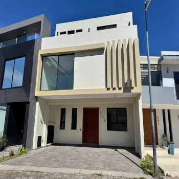 Casa En Venta,Jardines del Vergel,Prolongación Río Blanco 1900, Zapopan, Jalisco 45180, 5 Habitaciones,5 Baños,Prolongación Río Blanco,3,pho4Q9h