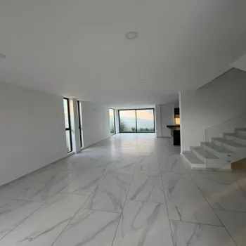 Casa En Venta,Bosques Vallarta,Cto. de Bosque 493, Zapopan, Jalisco 45134, 1 Cuarto,1 Baño,Cto. de Bosque,1,pl7JO5Y