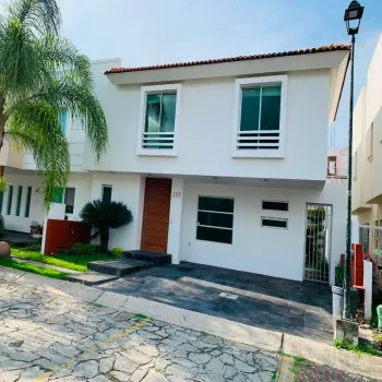 Casa En Renta,Jardín Real,Jardín De Las Diligencias S/N 237, Zapopan, Jalisco 45136, 3 Habitaciones,3 Baños,Jardín De Las Diligencias,1,pcqSVur